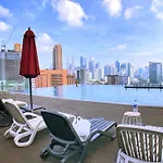 Lila Suites D, Majestic Place