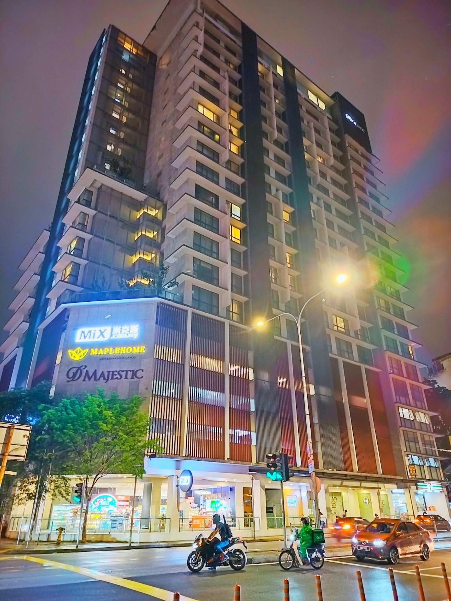 Lila D, Majestic Place