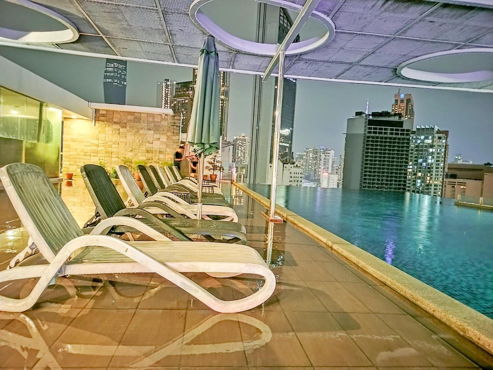 Lila D, Majestic Place Apartment *